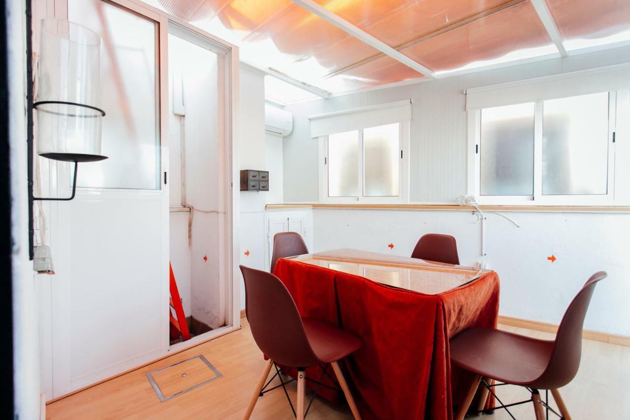 Bright Duplex W/ Terrace Apartman Sevilla Kültér fotó