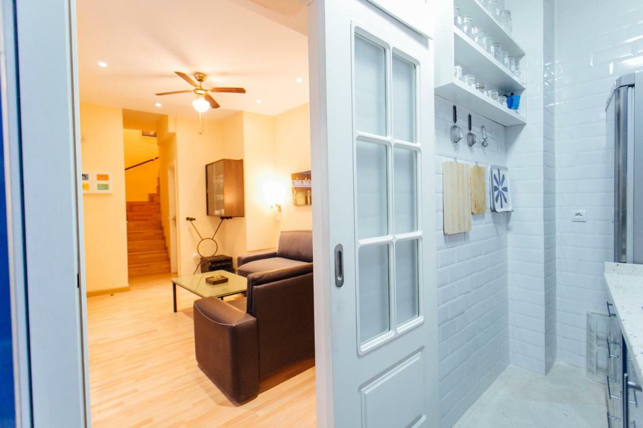 Bright Duplex W/ Terrace Apartman Sevilla Kültér fotó