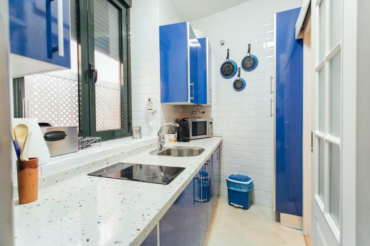 Bright Duplex W/ Terrace Apartman Sevilla Kültér fotó
