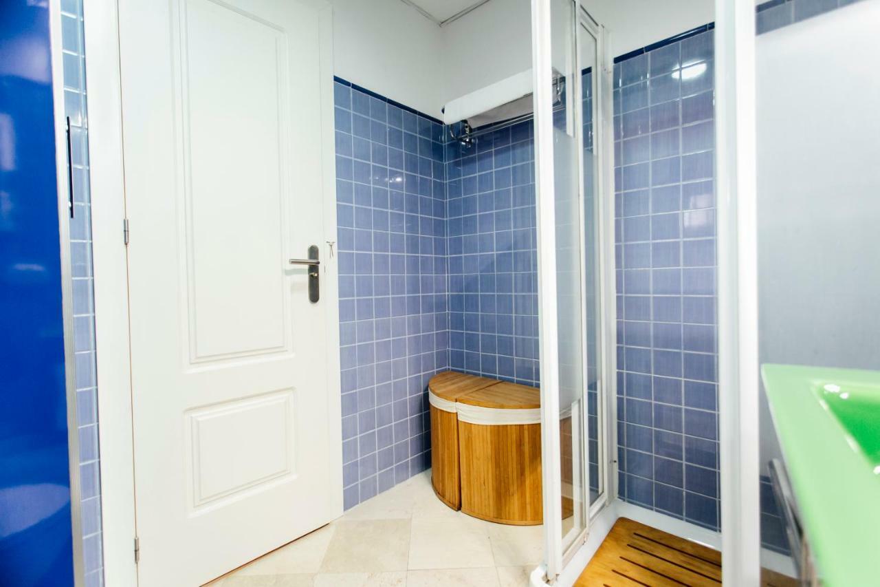 Bright Duplex W/ Terrace Apartman Sevilla Kültér fotó
